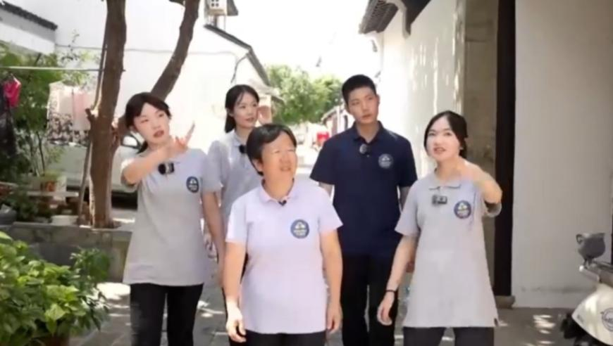 看新奥门马资料的网站,广州电动车主为躲检查推隔离墩逃离,广泛的解释落实支持计划_免费版V14.12